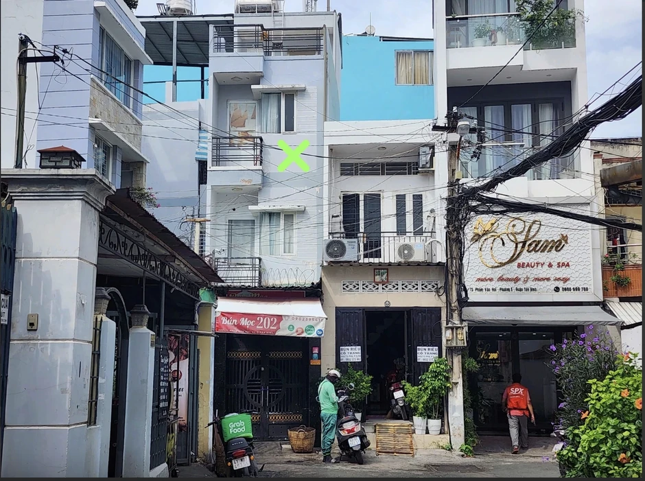 Vụ 'phù phép' nhà đất công đường Phạm Văn Hai, TP.HCM: Khởi tố thêm 3 cựu cán bộ Vụ 'phù phép' nhà đất công đường Phạm Văn Hai, TP.HCM: Khởi tố thêm 3 cựu cán bộ