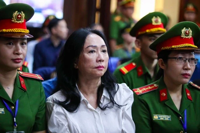 Vụ Trương Mỹ Lan: Thi hành án dân sự TP.HCM thanh toán 1.700 tỉ cho 42.000 người Vụ Trương Mỹ Lan: Thi hành án dân sự TP.HCM thanh toán 1.700 tỉ cho 42.000 người
