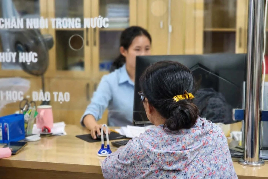 Vụ yêu cầu cụ 97 tuổi đến phường: Thường trực Thành ủy Hà Nội chỉ đạo xử lý