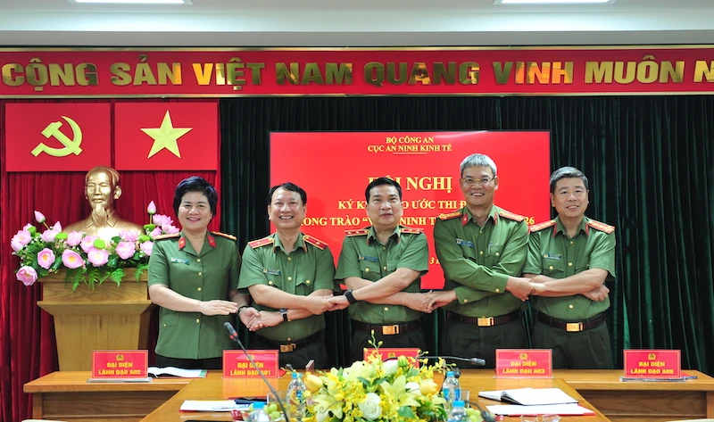 Xây dựng Cụm thi đua số 1 là Lá cờ đầu trong phong trào thi đua của Bộ Công an Xây dựng Cụm thi đua số 1 là Lá cờ đầu trong phong trào thi đua của Bộ Công an