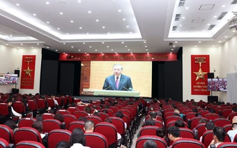 Xây dựng đội ngũ cán bộ tinh nhuệ 'đủ tâm, đủ tầm'