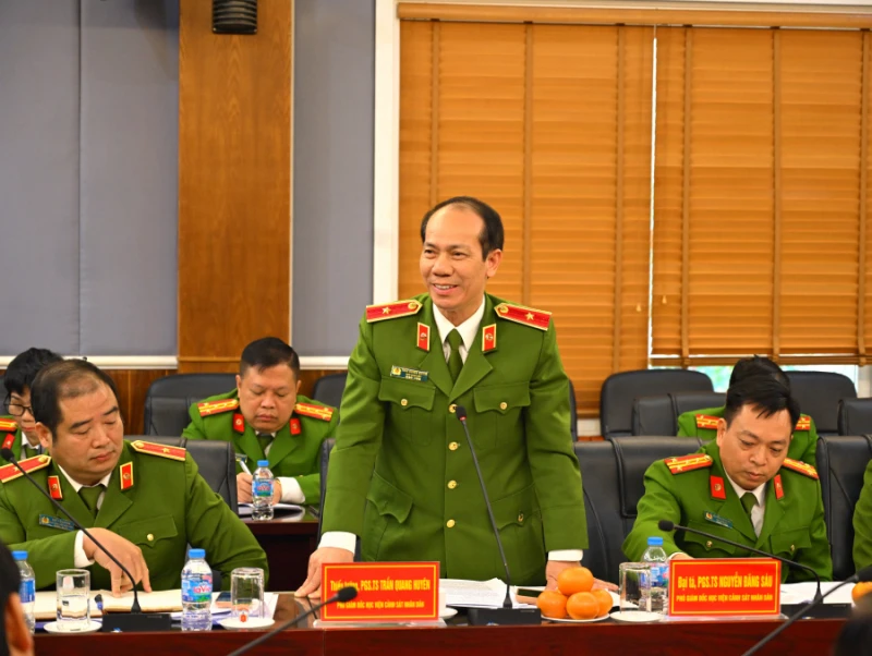 Xây dựng Học viện Cảnh sát nhân dân thông minh gắn với chuyển đổi số Xây dựng Học viện Cảnh sát nhân dân thông minh gắn với chuyển đổi số