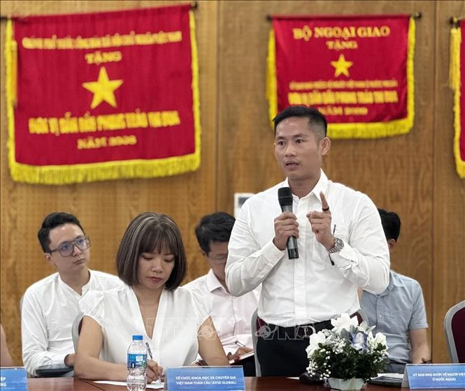 Xây dựng mạng lưới chuyên gia, trí thức kiều bào trong các lĩnh vực công nghệ chiến lược Xây dựng mạng lưới chuyên gia, trí thức kiều bào trong các lĩnh vực công nghệ chiến lược