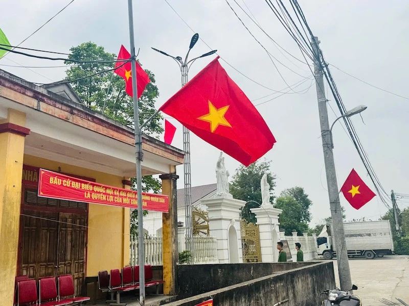 Xây dựng “thế trận lòng dân” vững chắc, góp phần bảo vệ thành công cuộc bầu cử Xây dựng “thế trận lòng dân” vững chắc, góp phần bảo vệ thành công cuộc bầu cử