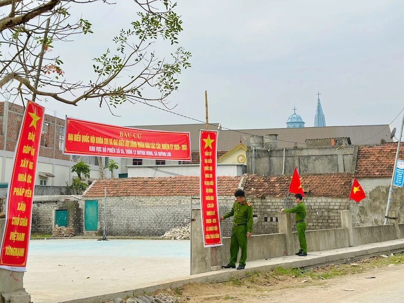 Xây dựng “thế trận lòng dân” vững chắc, góp phần bảo vệ thành công cuộc bầu cử Xây dựng “thế trận lòng dân” vững chắc, góp phần bảo vệ thành công cuộc bầu cử