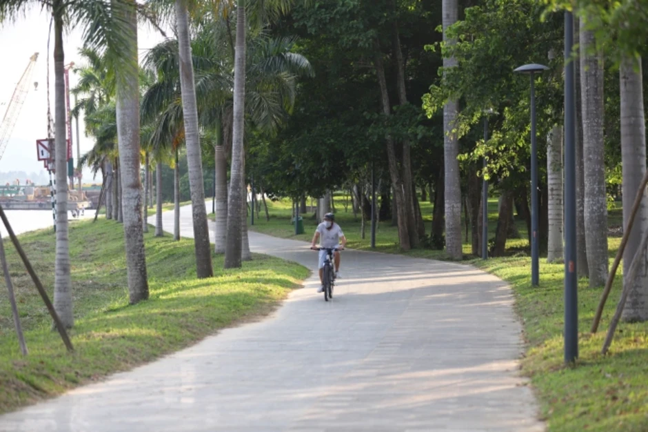 Xây dựng thêm sân khấu ngoài trời dọc sông Hương Xây dựng thêm sân khấu ngoài trời dọc sông Hương