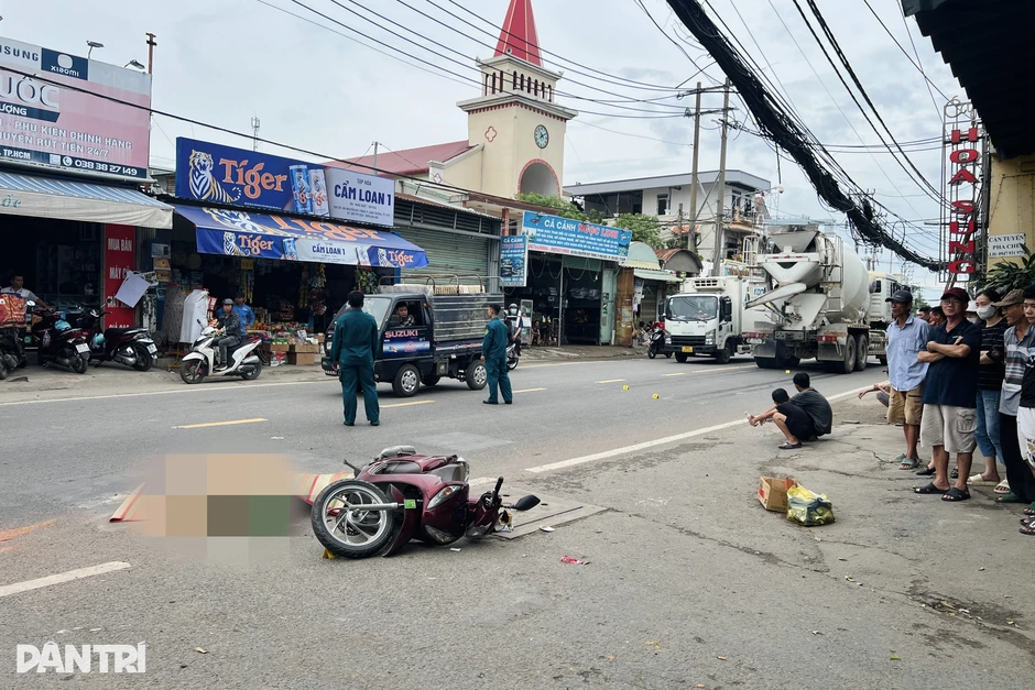 Xe bồn treo biển “phục vụ mở rộng cao tốc” cán chết người ở TPHCM