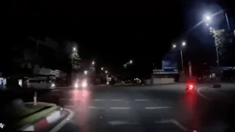 Xe chở gia đình đi chơi Vũng Tàu lật sau tai nạn, 8 người bị thương