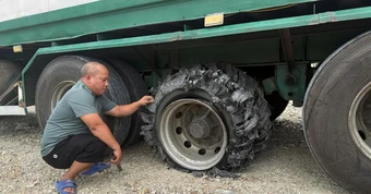 Xe đầu kéo làm rơi sắt nhọn trên cao tốc: Tài xế không có bằng lái bị xử lý