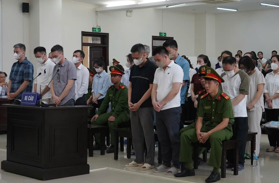 Xem xét kháng cáo của cựu Cục trưởng nhận hối lộ gần 44 tỷ đồng Xem xét kháng cáo của cựu Cục trưởng nhận hối lộ gần 44 tỷ đồng