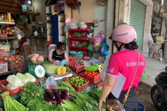 Xử lý lấn chiếm lòng đường, vỉa hè: Làm nghiêm và tạo sinh kế cho người dân Xử lý lấn chiếm lòng đường, vỉa hè: Làm nghiêm và tạo sinh kế cho người dân