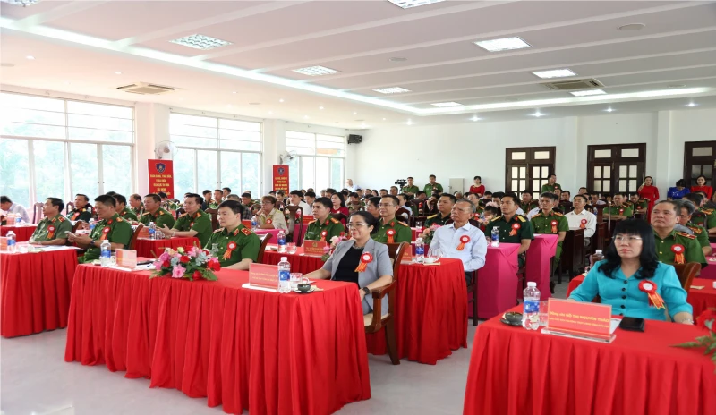 Xứng đáng “lá chắn thép” giữa đại ngàn Tây Nguyên Xứng đáng “lá chắn thép” giữa đại ngàn Tây Nguyên
