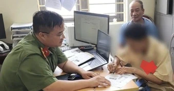 Xử phạt 2 đối tượng xúc phạm công an trên mạng xã hội