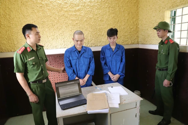 Xuất hiện thủ đoạn mới liên quan đến VNeID, bảo hiểm, tất cả người dân đặc biệt chú ý Xuất hiện thủ đoạn mới liên quan đến VNeID, bảo hiểm, tất cả người dân đặc biệt chú ý