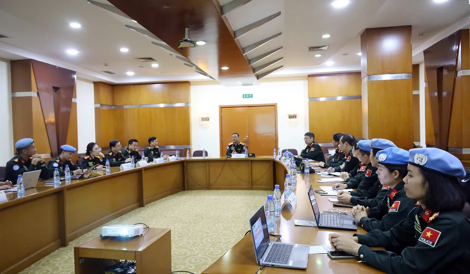 Xúc động cuộc gặp mặt của đồng chí Thứ trưởng với lực lượng Việt Nam ở Phái bộ MINUSCA
