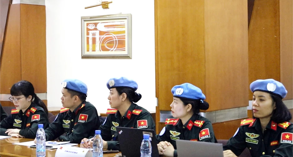 Xúc động cuộc gặp mặt của đồng chí Thứ trưởng với lực lượng Việt Nam ở Phái bộ MINUSCA