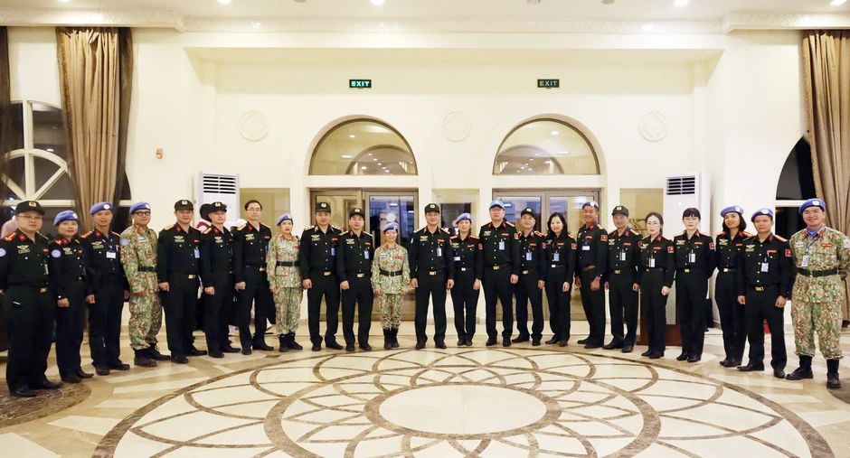 Xúc động cuộc gặp mặt của đồng chí Thứ trưởng với lực lượng Việt Nam ở Phái bộ MINUSCA