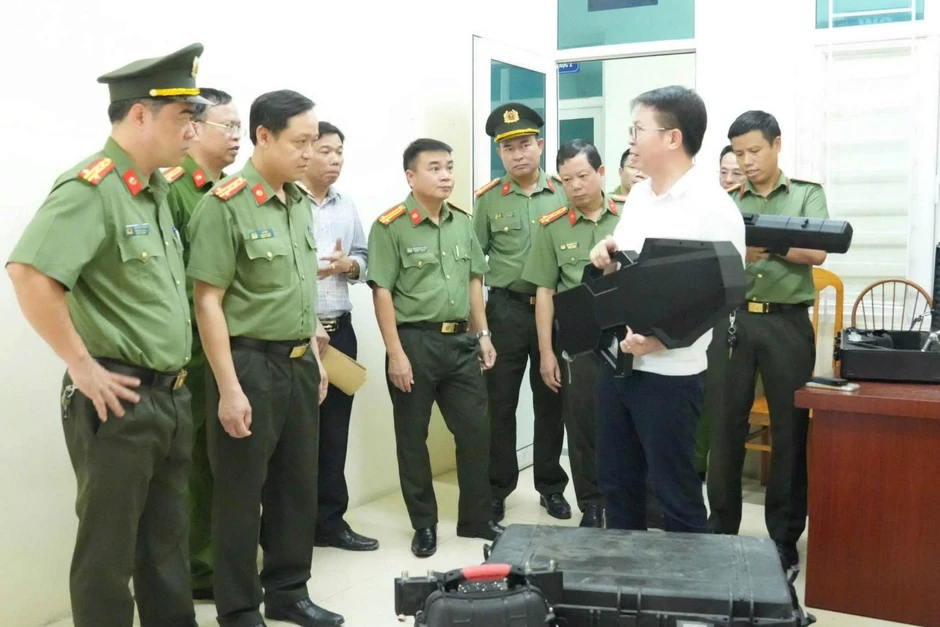 Yêu cầu của Thiếu tướng Nguyễn Minh Tuấn ở nơi phát hiện 11 lượt UAV gần Nội Bài
