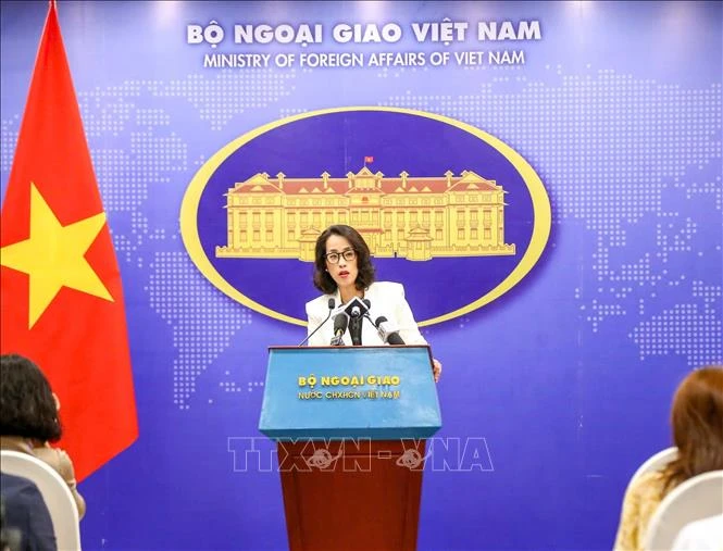 Yêu cầu Trung Quốc tôn trọng chủ quyền của Việt Nam đối với quần đảo Hoàng Sa Yêu cầu Trung Quốc tôn trọng chủ quyền của Việt Nam đối với quần đảo Hoàng Sa