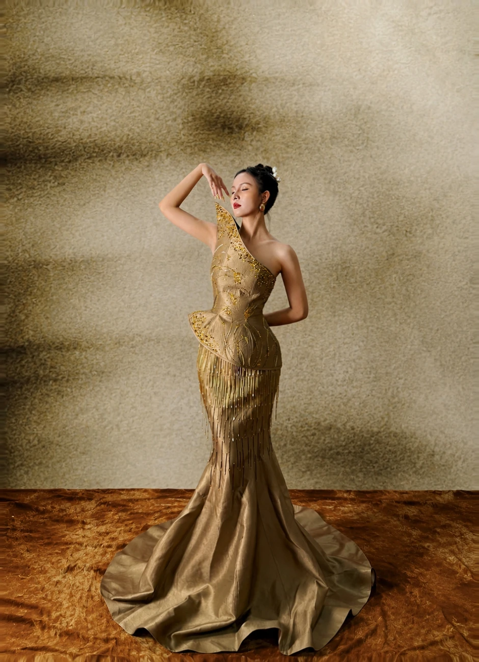 “Ngọc Nữ Trời Nam”- bộ sưu tập thời trang ấn tượng của NTK trẻ Đỗ Quang Trường “Ngọc Nữ Trời Nam”- bộ sưu tập thời trang ấn tượng của NTK trẻ Đỗ Quang Trường
