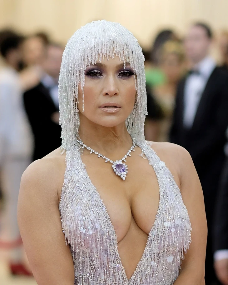 10 tuyệt tác trang sức kim cương rực rỡ bậc nhất lịch sử Met Gala 10 tuyệt tác trang sức kim cương rực rỡ bậc nhất lịch sử Met Gala