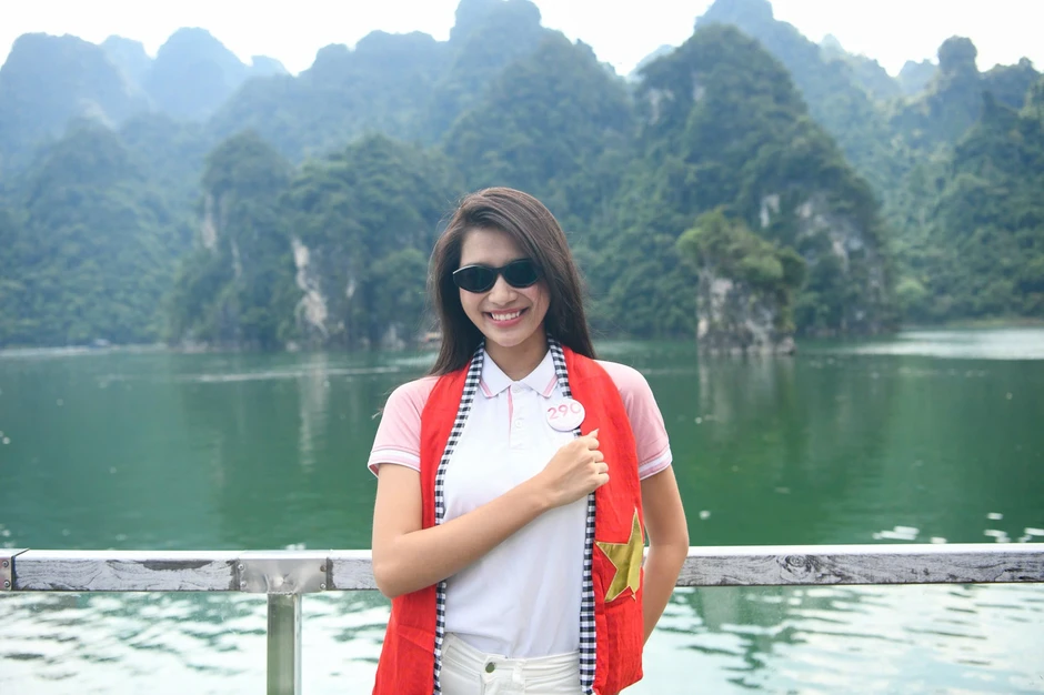 53 cô gái Hoa hậu Việt Nam ngỡ ngàng trước cảnh sắc hồ Na Hang