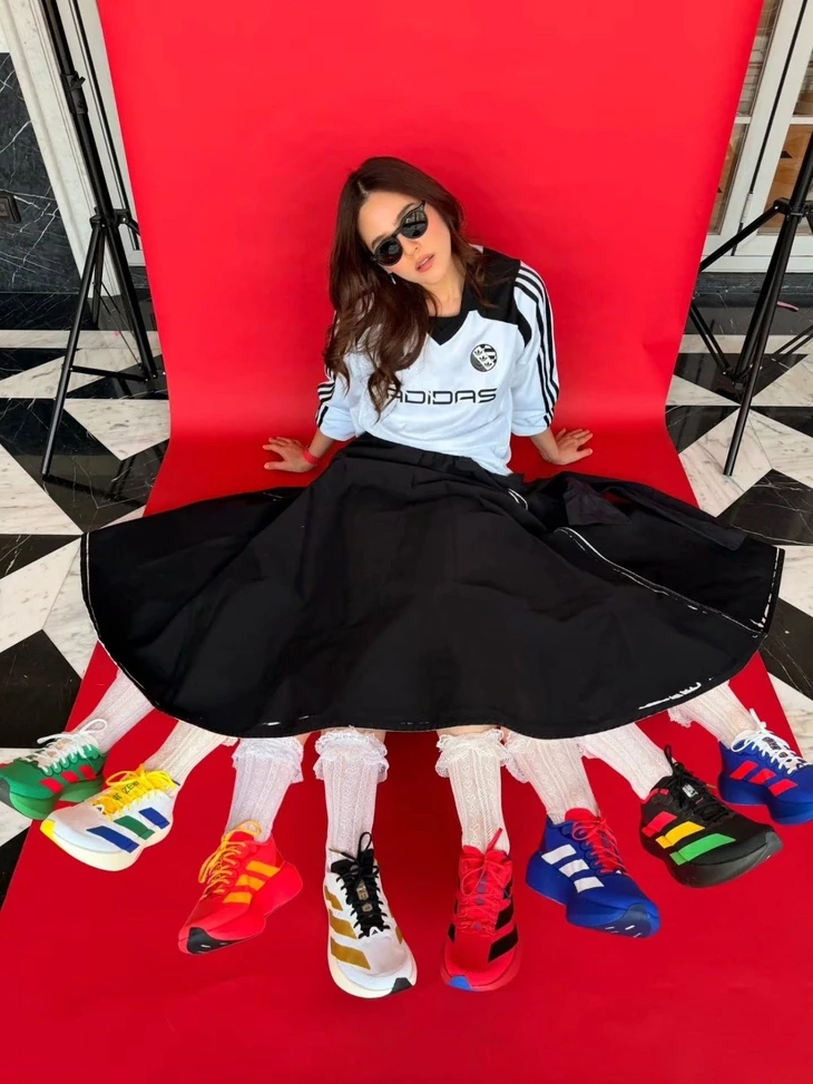 6 xu hướng sneaker lỗi thời cần tránh trong năm 2026 6 xu hướng sneaker lỗi thời cần tránh trong năm 2026