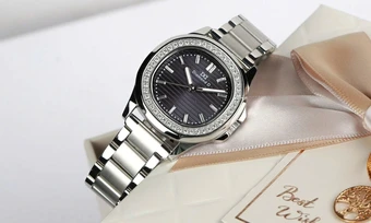 Bộ sưu tập Diamond D tôn vinh phái nữ tại Đăng Quang Watch