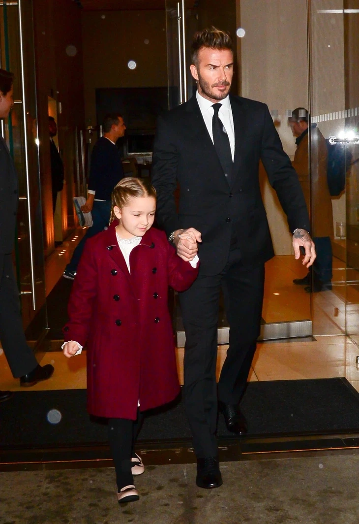 Công chúa nhà Beckham lột xác phong cách ngoạn mục Công chúa nhà Beckham lột xác phong cách ngoạn mục