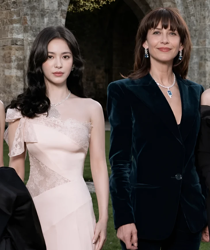 Cuộc sống của Song Hye Kyo sau 7 năm ly hôn Song Joong Ki Cuộc sống của Song Hye Kyo sau 7 năm ly hôn Song Joong Ki