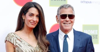 Đầm dạ hội gần 3 tỷ đồng của vợ tài tử George Clooney nổi bật tại tiệc hoàng gia