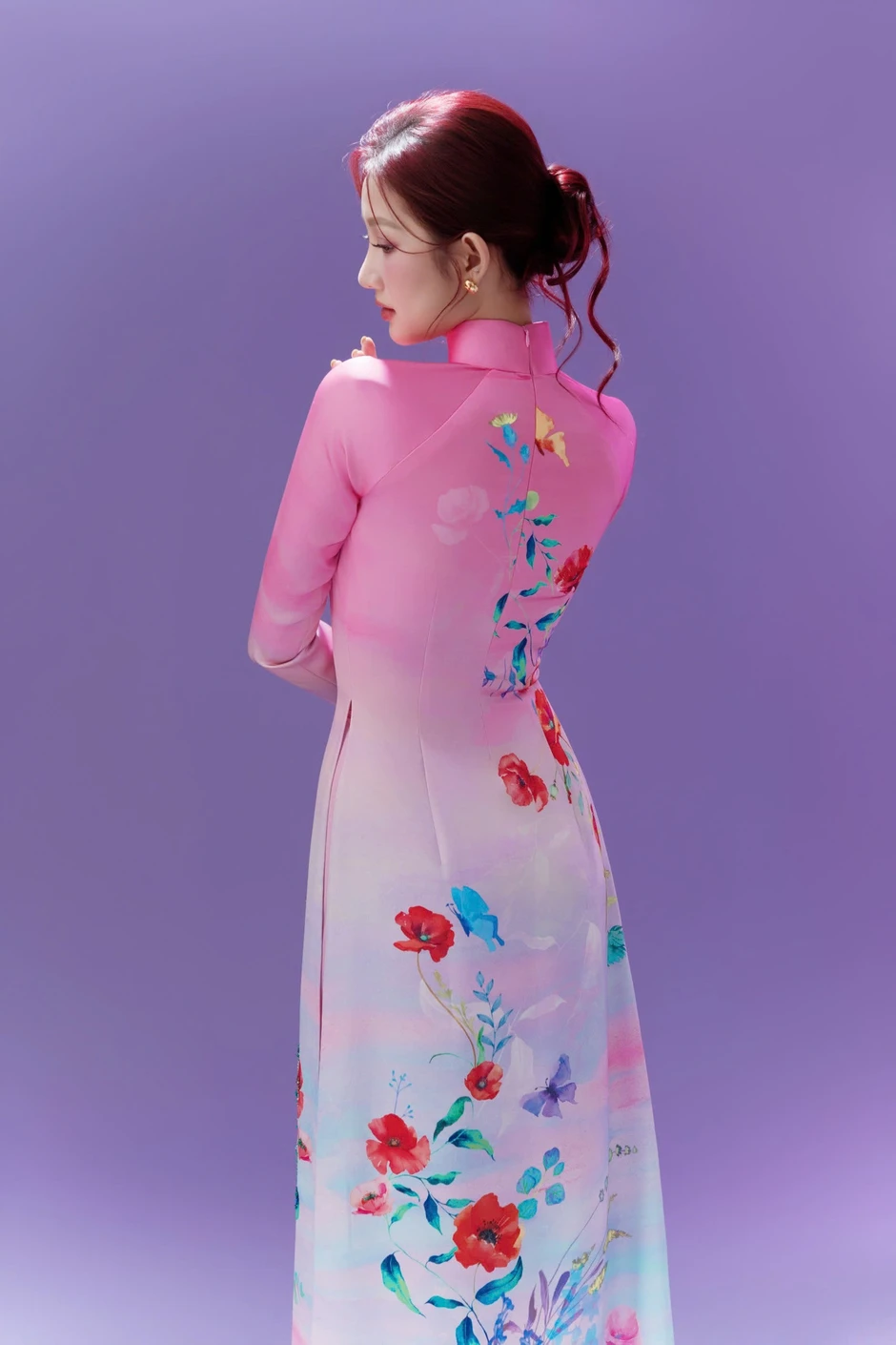 Đường đua áo dài sau Tết