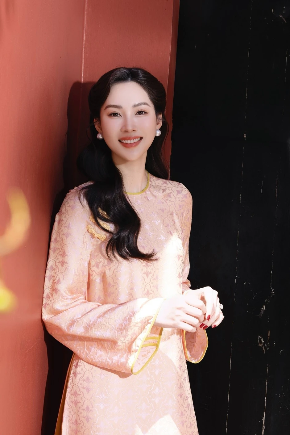 Đường đua áo dài sau Tết