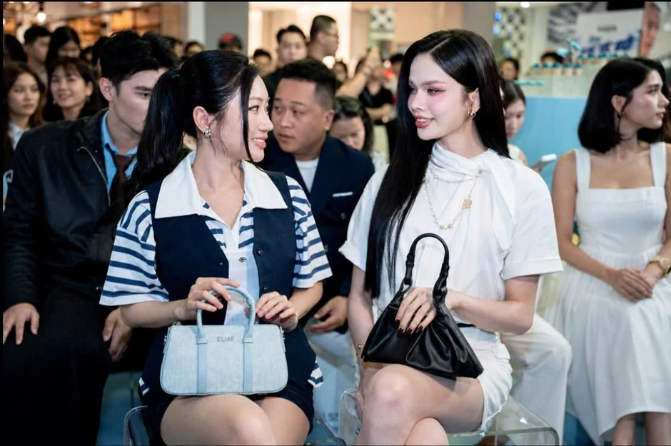 ELISE đưa ELISE URBAN tiếp cận giới trẻ thành thị qua không gian pop-up tại Vạn Hạnh Mall ELISE đưa ELISE URBAN tiếp cận giới trẻ thành thị qua không gian pop-up tại Vạn Hạnh Mall