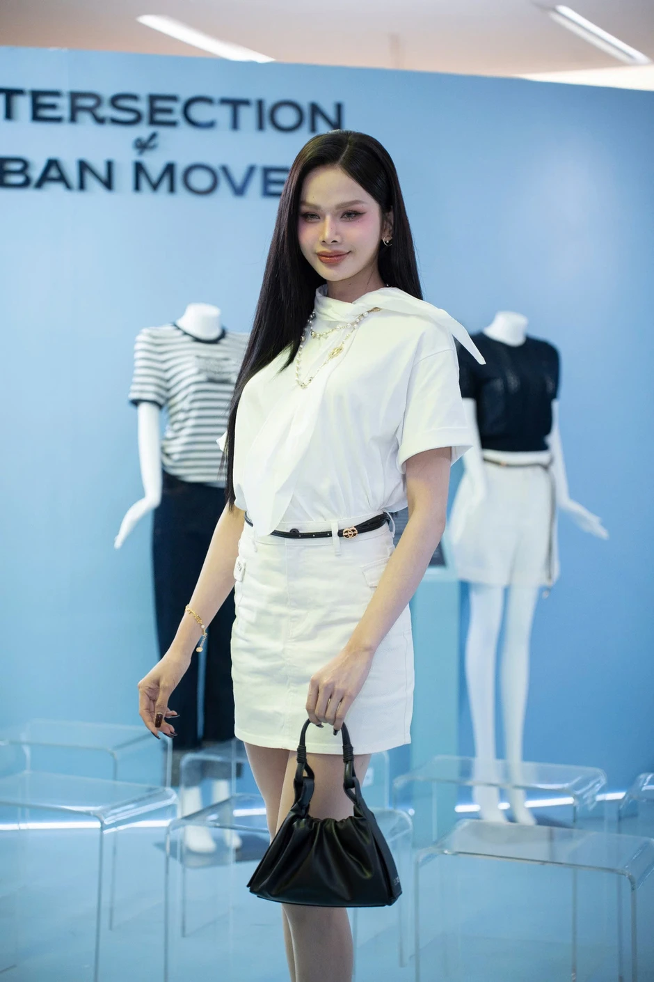 ELISE đưa ELISE URBAN tiếp cận giới trẻ thành thị qua không gian pop-up tại Vạn Hạnh Mall ELISE đưa ELISE URBAN tiếp cận giới trẻ thành thị qua không gian pop-up tại Vạn Hạnh Mall