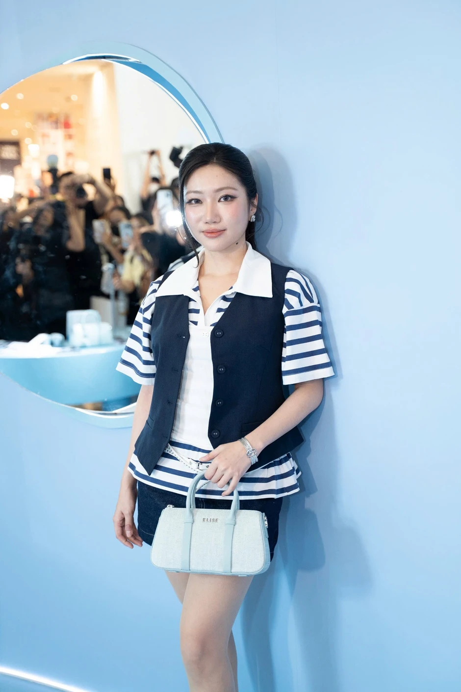 ELISE đưa ELISE URBAN tiếp cận giới trẻ thành thị qua không gian pop-up tại Vạn Hạnh Mall ELISE đưa ELISE URBAN tiếp cận giới trẻ thành thị qua không gian pop-up tại Vạn Hạnh Mall