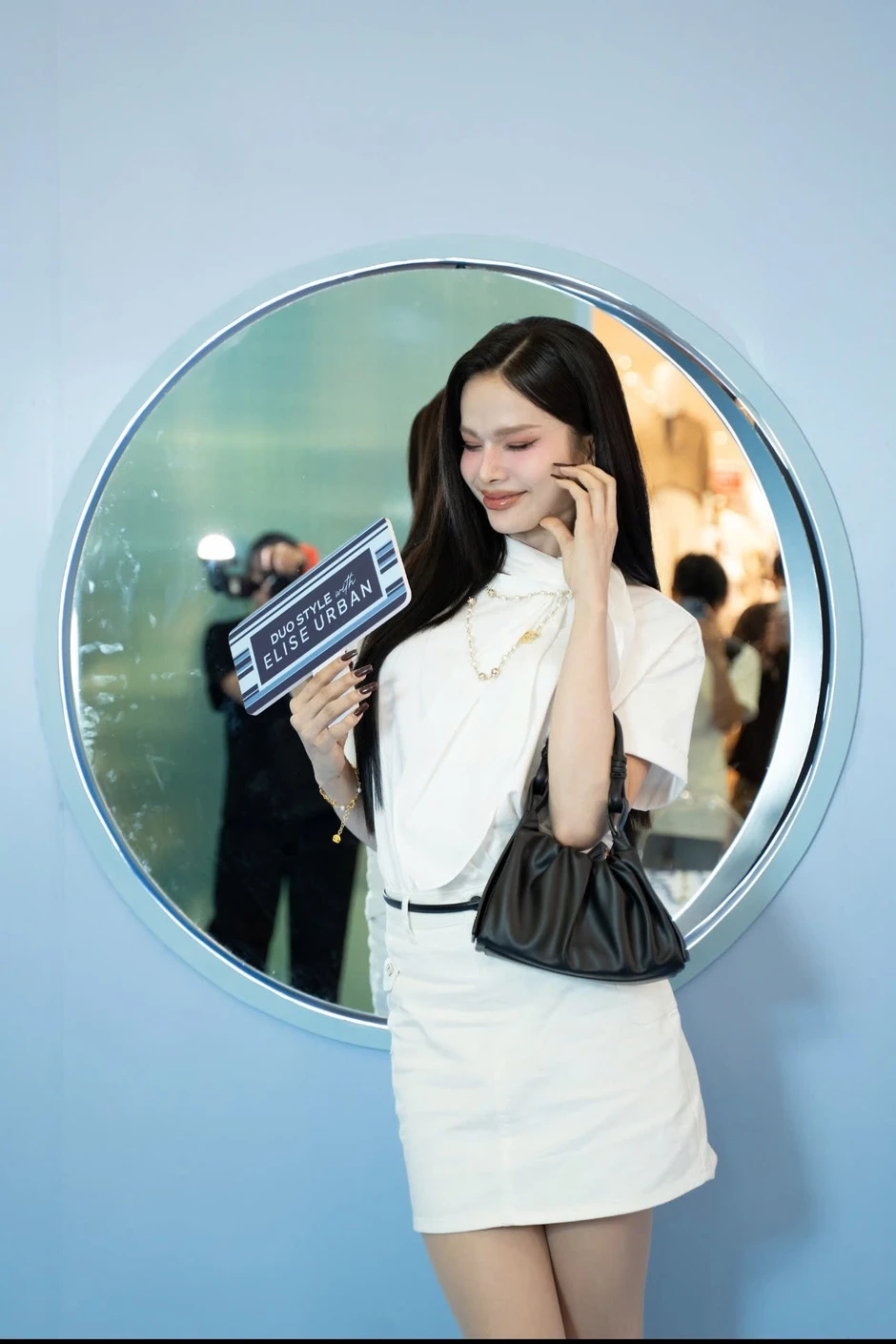 ELISE đưa ELISE URBAN tiếp cận giới trẻ thành thị qua không gian pop-up tại Vạn Hạnh Mall ELISE đưa ELISE URBAN tiếp cận giới trẻ thành thị qua không gian pop-up tại Vạn Hạnh Mall