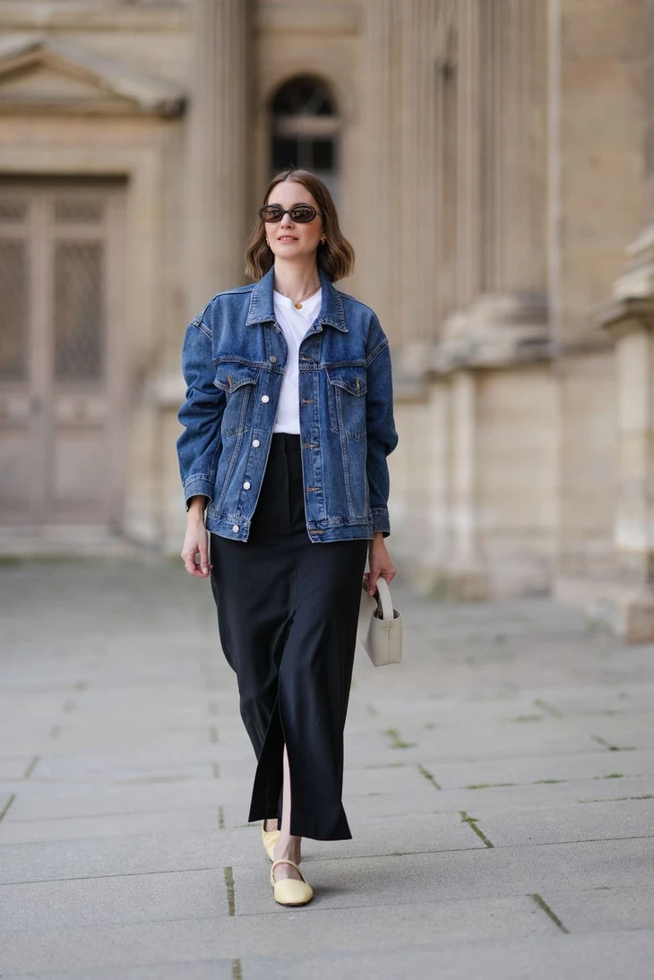 Gợi ý 8 'outfit' mùa hè sành điệu từ các ngôi sao thời trang