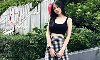 Gu mặc tôn eo của nữ chính 'Thỏ ơi'