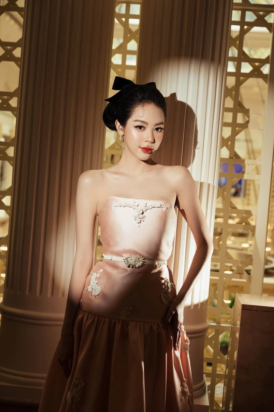 Hoa hậu Thanh Thủy trở thành chủ đề thảo luận