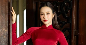 Hoa hậu Tô Diệp Hà diện áo dài, xúc động khi lần đầu đến Bảo tàng TPHCM