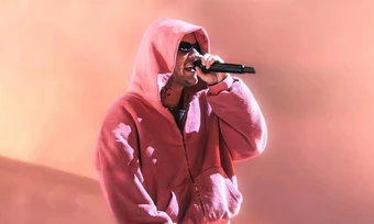 Justin Bieber phá kỷ lục bán đồ ở Coachella