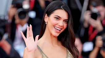 Kendall Jenner và thiên thần Victoria's Secret khiến dàn sao lu mờ