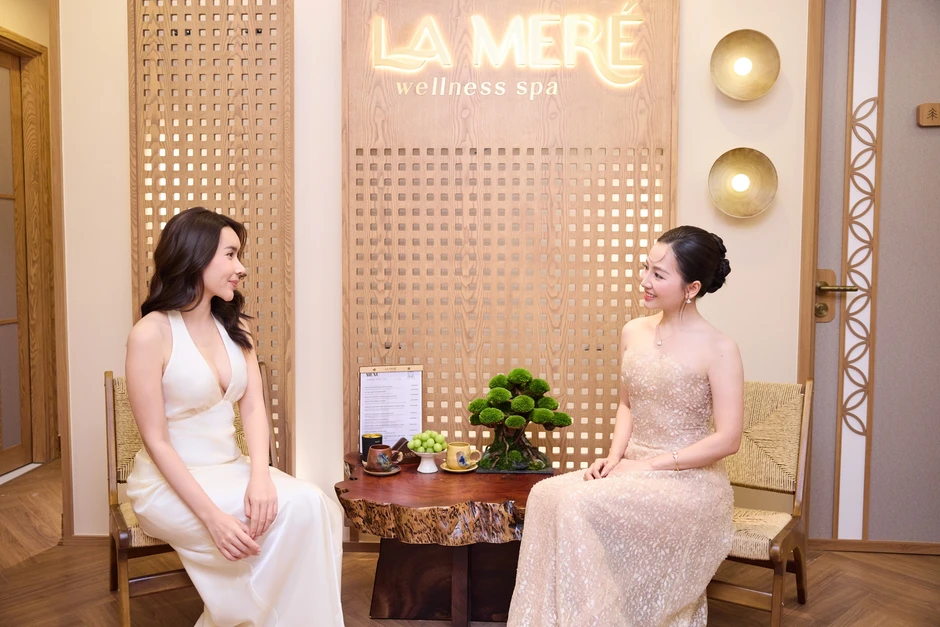 Lưu Hương Giang tuổi 43: “Tôi tự tin với ngoại hình hiện tại” Lưu Hương Giang tuổi 43: “Tôi tự tin với ngoại hình hiện tại”