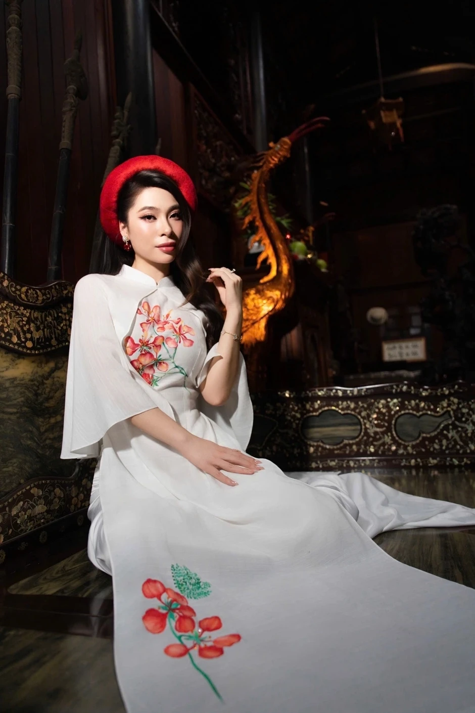 L&yacute; Hương c&ugrave;ng con g&aacute;i l&agrave;m mẫu &aacute;o d&agrave;i