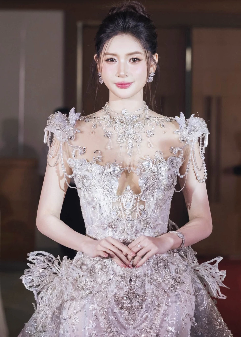 Người đẹp trước ngày thi Miss Earth 2026