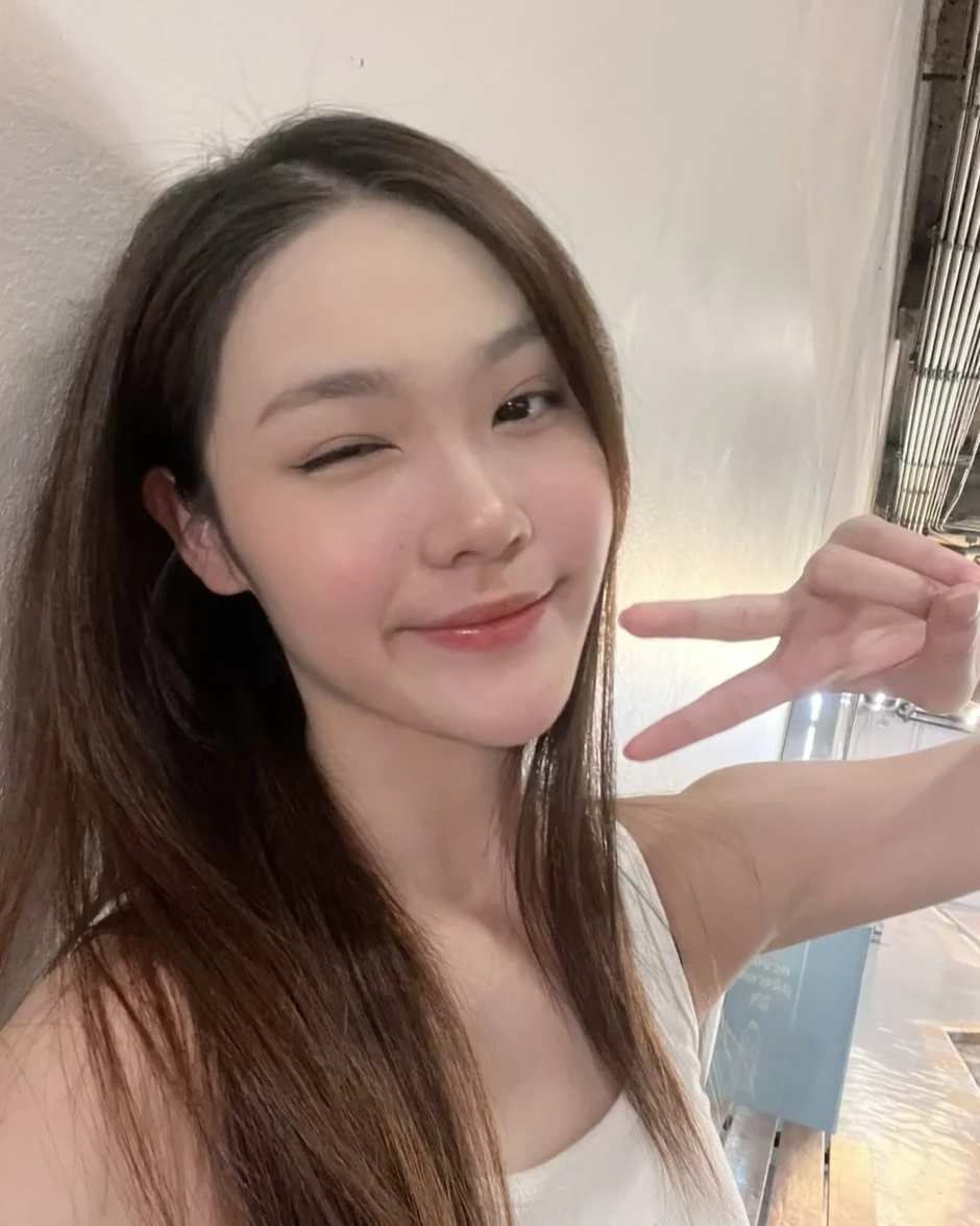 Nhan sắc hot girl cầu lông Thái Lan bị đình chỉ ở Asiad