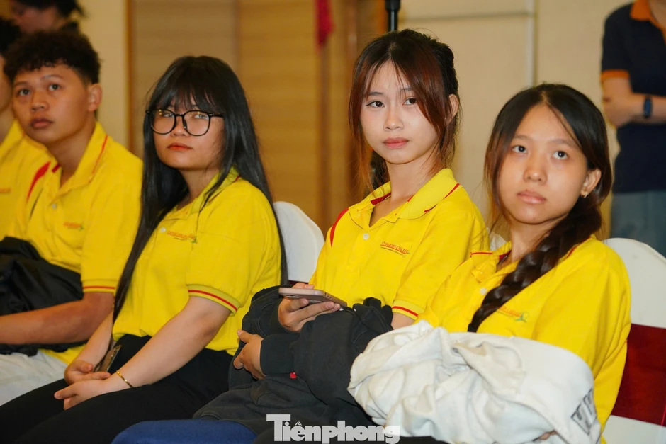 Nhiễm trùng, mù mắt, tử vong sau làm đẹp