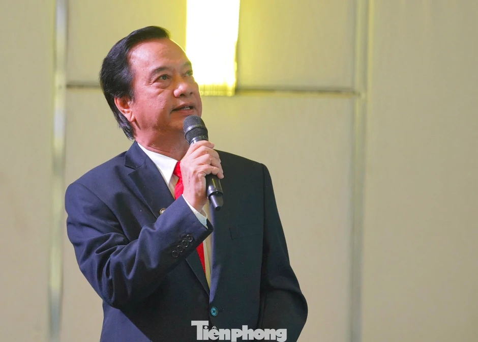Nhiễm trùng, mù mắt, tử vong sau làm đẹp