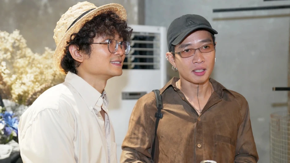 NTK Việt gây chú ý với xu hướng thời trang tái sinh từ vải rách, cũ NTK Việt gây chú ý với xu hướng thời trang tái sinh từ vải rách, cũ